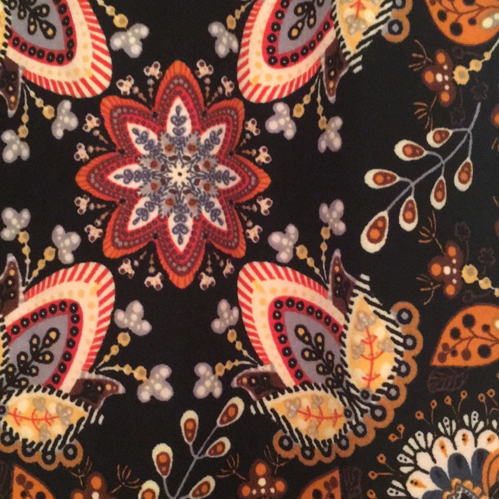 NWT New Mix Plus Size Print leggings